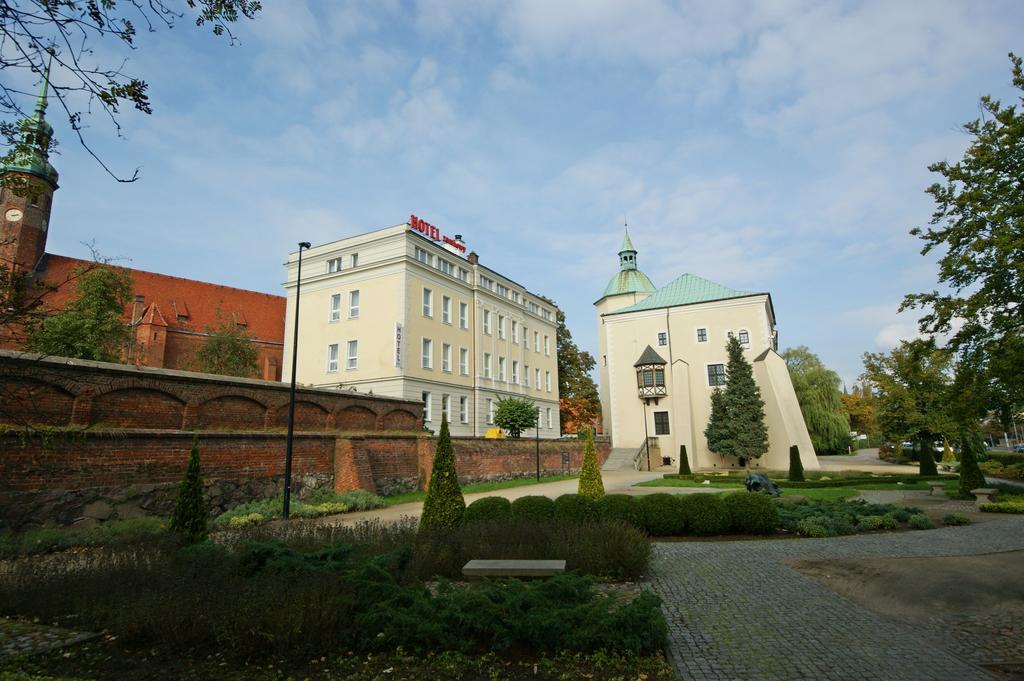 Hotel Zamkowy Słupsk Exteriör bild